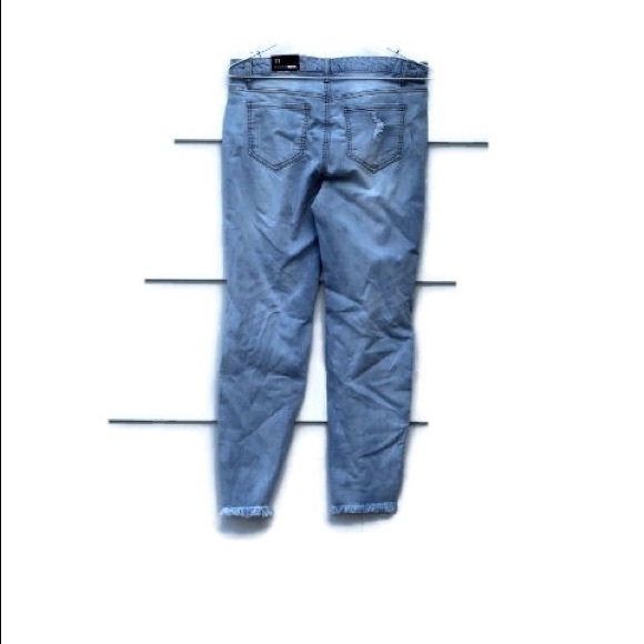 Fashion Nova Dear Mamma Distressed Ankle Jeans - Picture 4 of 5